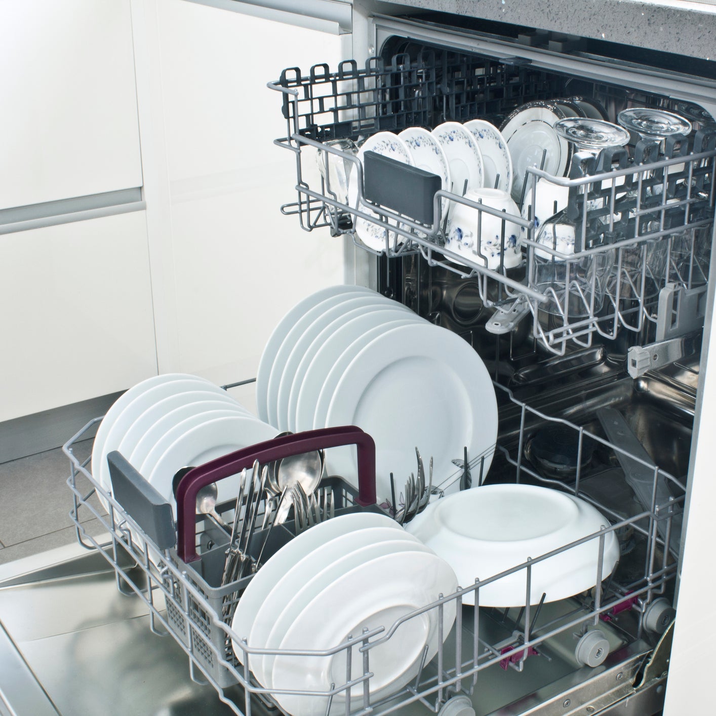 When You Should You Put Salt In A Dishwasher?